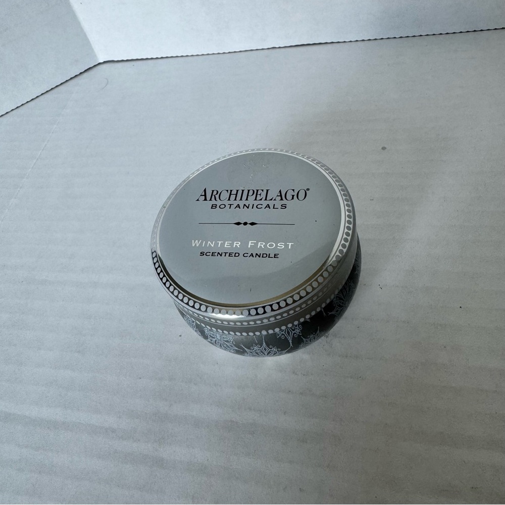 New Archipelago Botanicals Winter Frost Candle 2.2oz Holiday Evergreen Birch